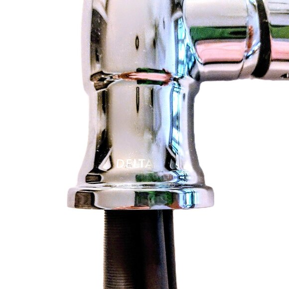 Delta Hazelwood Pull-Down Chrome Kitchen Faucet w/Soap Dispenser ~ NEW! O.B. - Picture 9 of 16